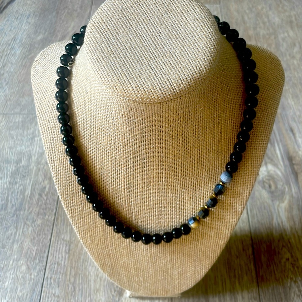 Black onyx & tigers eye necklace 17”